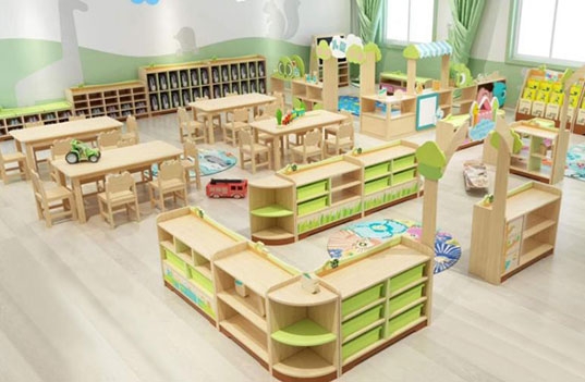 塑料和木质的幼儿园家具哪个好？