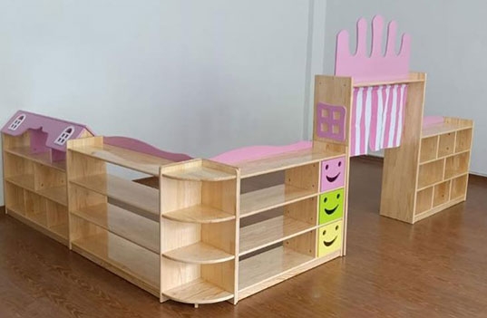 如何分辨幼儿园实木家具的好坏？