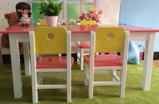 幼儿园木制家具桌子的形状有哪些？