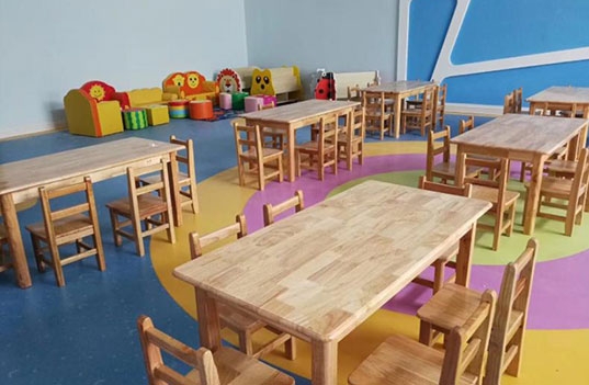 如何正确保养幼儿园实木家具？