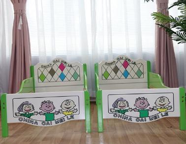 幼儿园实木家具双层床价格